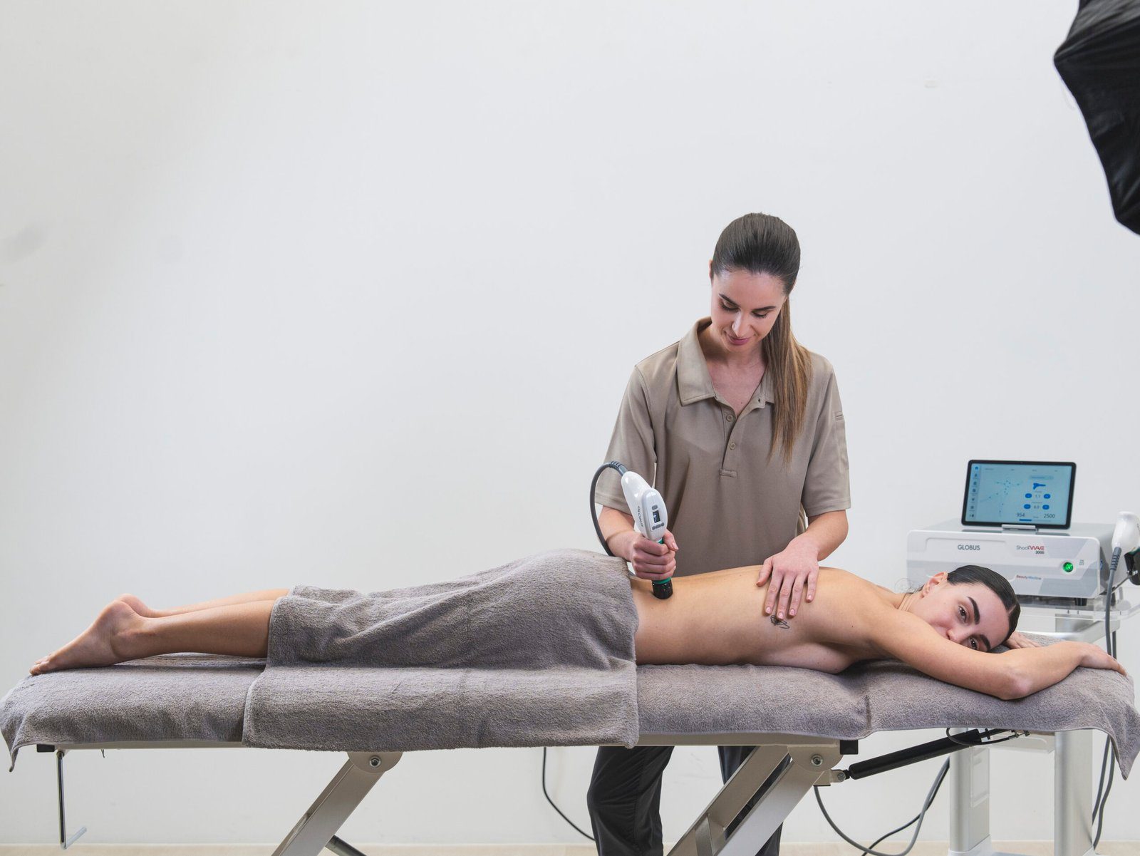 Shockwave therapy for aesthetic clinics