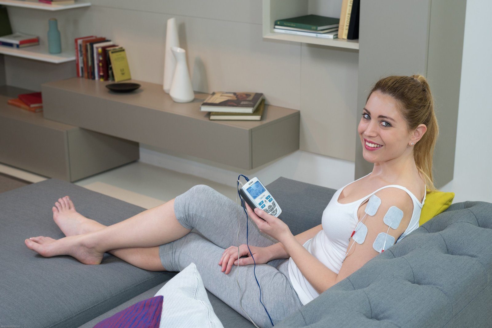 Electrostimulation for athletes training at home
